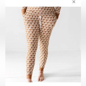 Little sleepies rust rainbow women’s pajama pants size small. New with tags